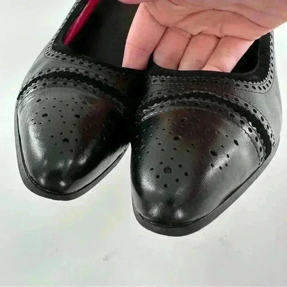 Emanuel Ungaro heels size 8.5 black Italian leather suede cap toe brogue career